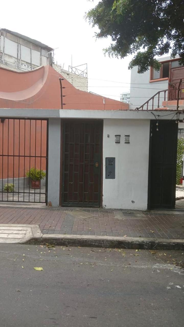 Colores Hospedaje Miraflores ลิมา ภายนอก รูปภาพ